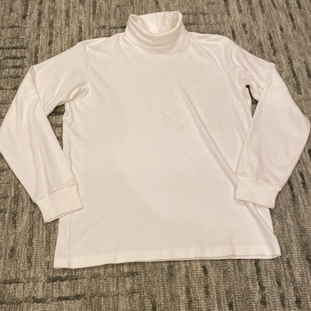 NWOT Smooth Stretch Cotton Turtleneck Long-Sleeve T-Shirt